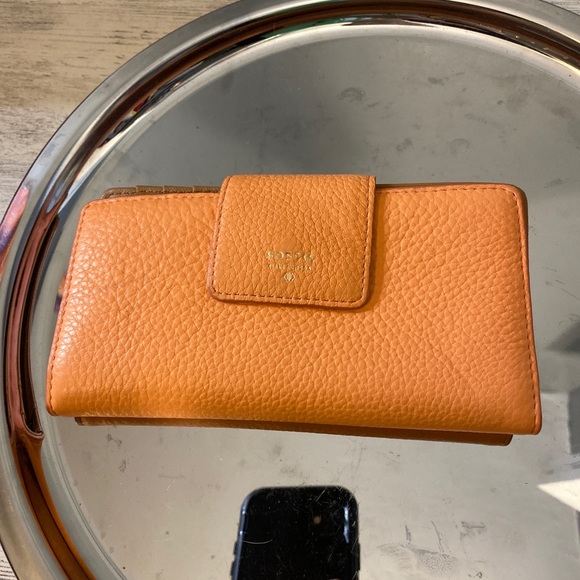 Fossil Handbags - Fossil Women’s Wallet Leather Coral 7” x 4”